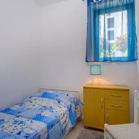 Apartment Maestral *